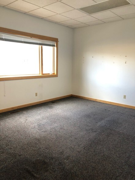 More Photos Of 682 S Ferguson Ave, Bozeman Office For Sale