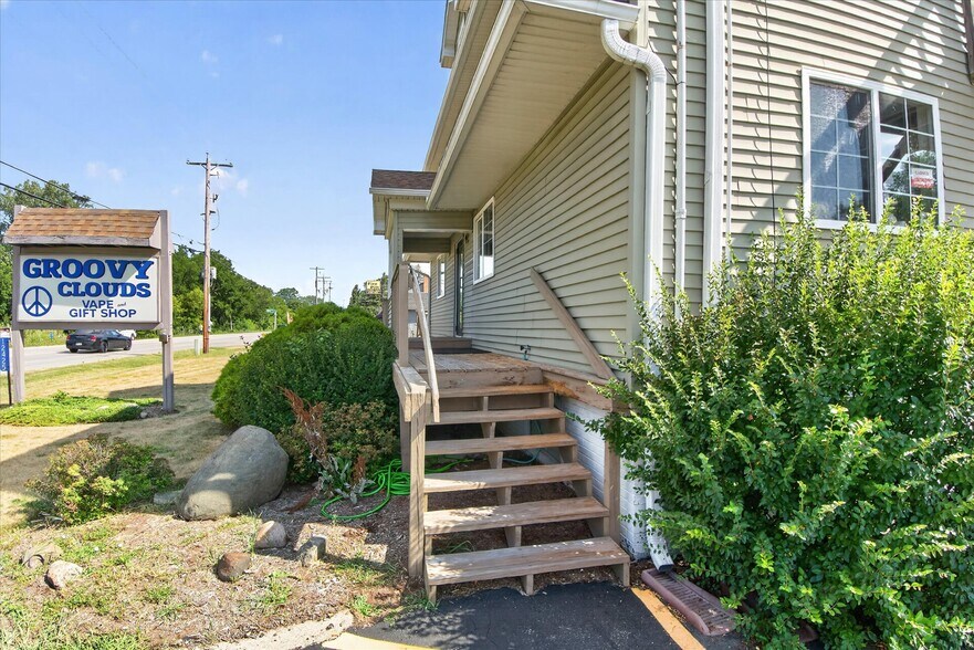 More Photos Of 12425 Antioch Rd, Trevor Freestanding For Sale