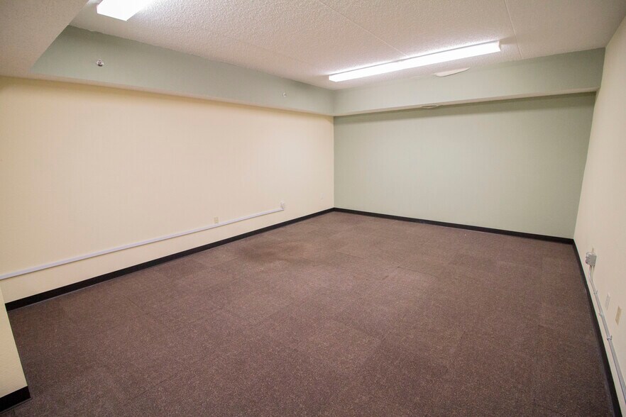 More Photos Of 622 W Kalamazoo Ave, Kalamazoo Religious Facility For Lease