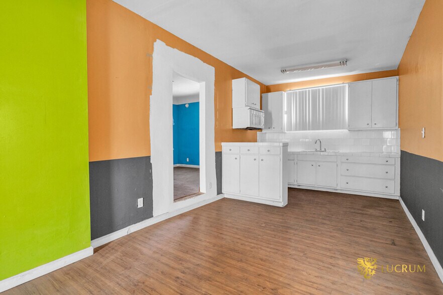 More Photos Of 11311 Burbank Blvd, North Hollywood Apartments For Sale
