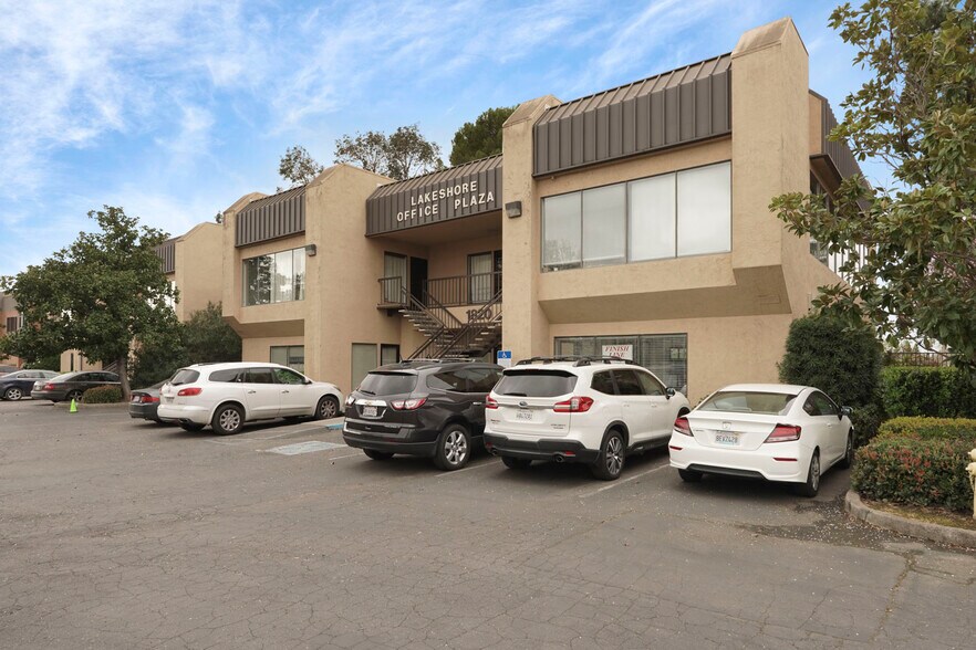 More Photos Of 1820 W Kettleman Ln, Lodi Office For Sale