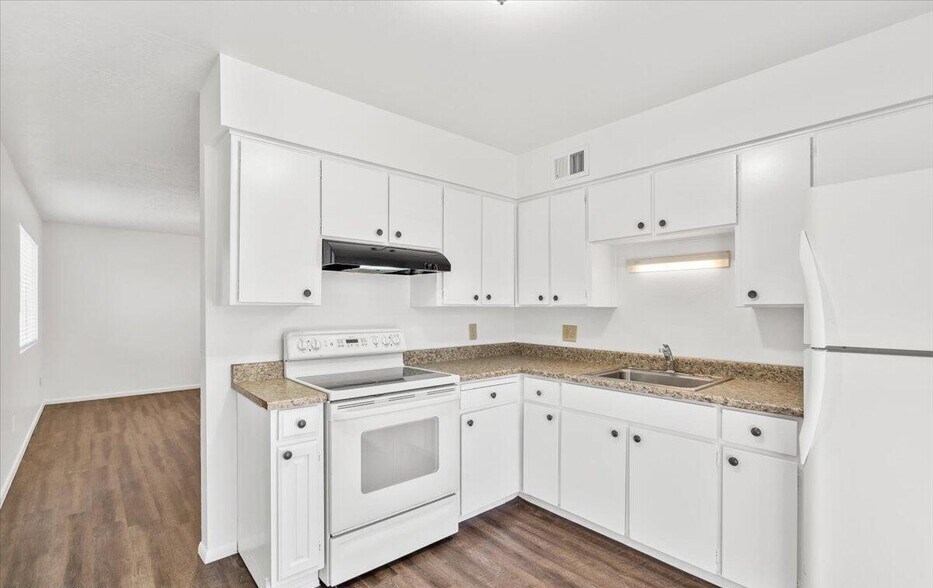 More Photos Of 1313-1317 1321 E. Carol Ave, Phoenix Apartments For Sale