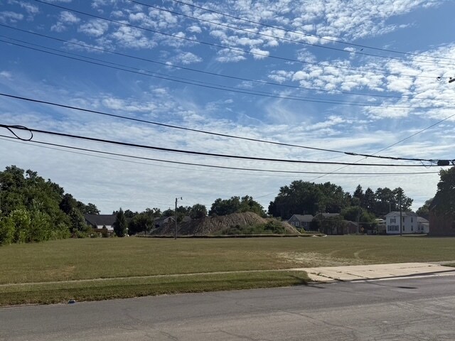 More Photos Of 135 S Eagle St, Geneva Winery Vineyard For Sale