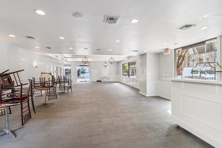 More Photos Of 755 Tchoupitoulas St, New Orleans Restaurant For Sale