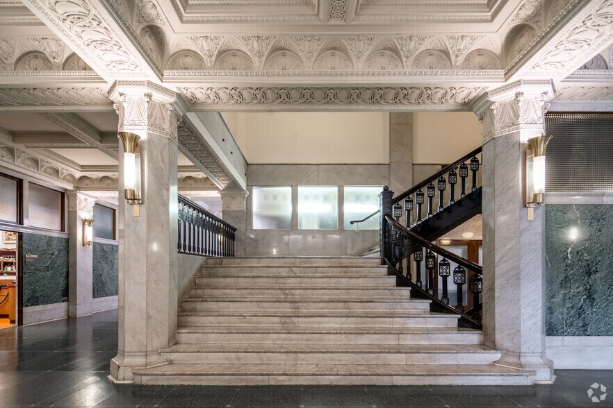 More Photos Of 400 S 4th St, Minneapolis Office For Lease