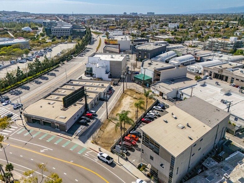 More Photos Of 11833 Major St, Culver City Land For Sale