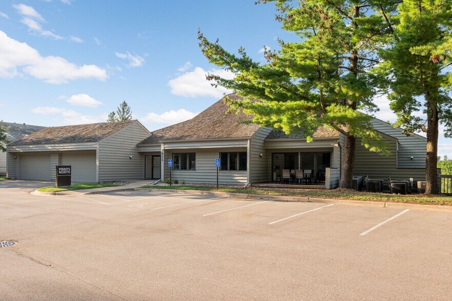 More Photos Of 7815 Telegraph Rd, Bloomington Office For Sale