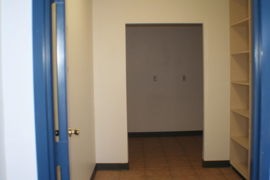 More Photos Of 3540 E Tropicana Ave, Las Vegas Auto Repair For Sale