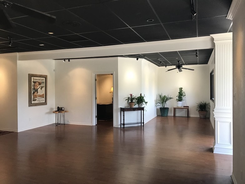 More Photos Of 2909 Lackland Rd, Fort Worth Medical For Lease