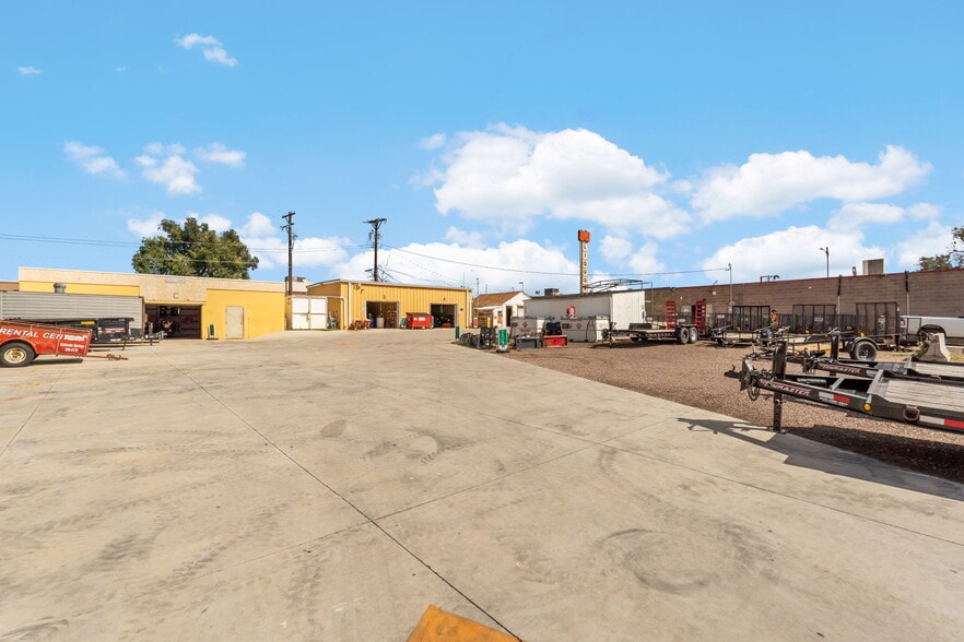 More Photos Of 400 N Circle Dr, Colorado Springs Storefront For Sale