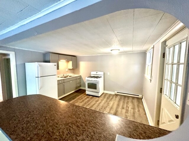 More Photos Of 862 Iron Ridge Rd, Spring Grove Apartments For Sale