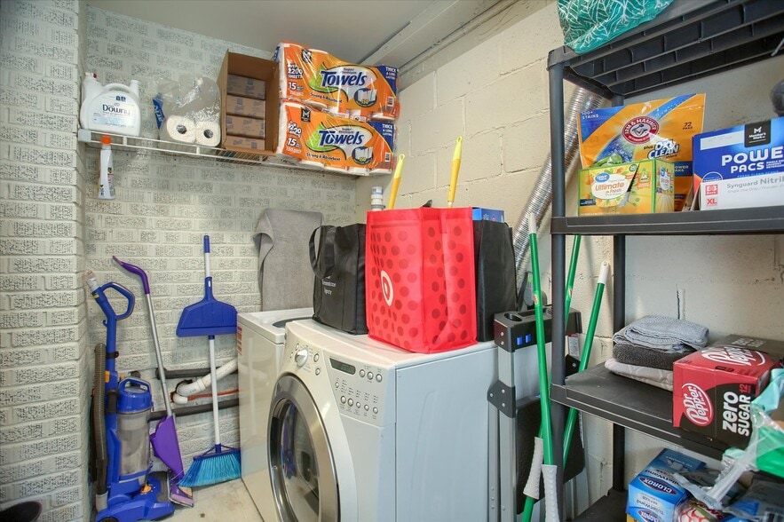 More Photos Of 6 S 15th St, Camp Hill Office For Sale