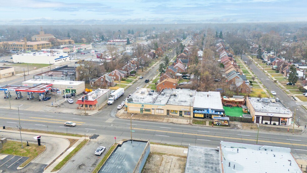 More Photos Of 13703 W McNichols Rd, Detroit General Retail For Sale