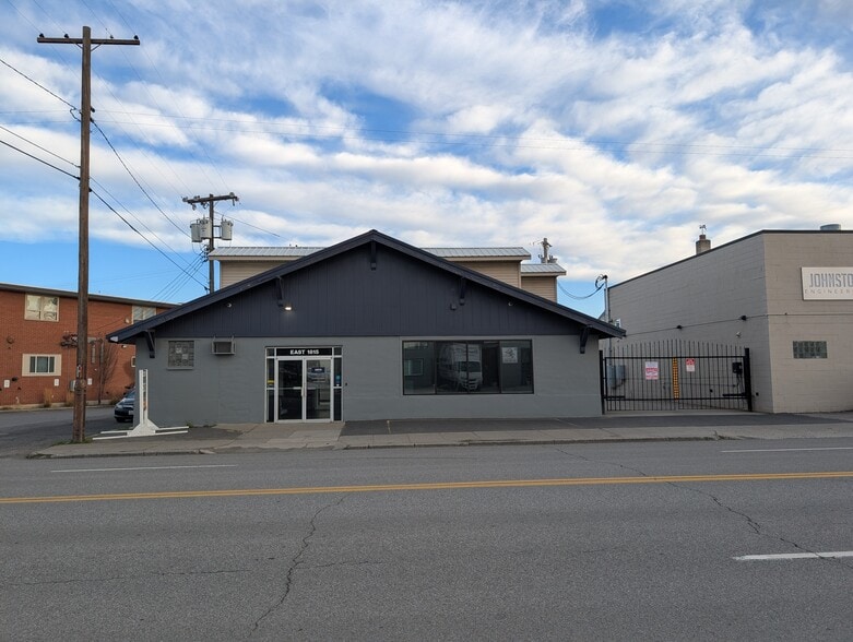 Primary Photo Of 1815 E Trent Ave, Spokane Auto Repair For Lease