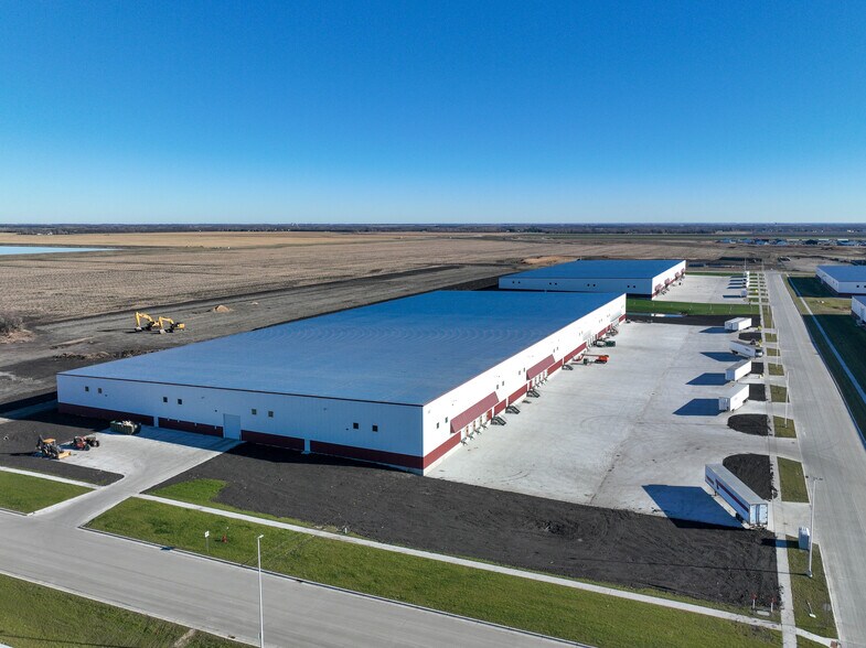 More Photos Of 3401 N 46th Ave, Fargo Industrial For Lease