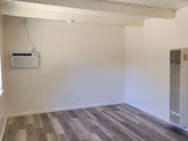 More Photos Of 1124 Union Ave, Fairfield Apartments For Sale