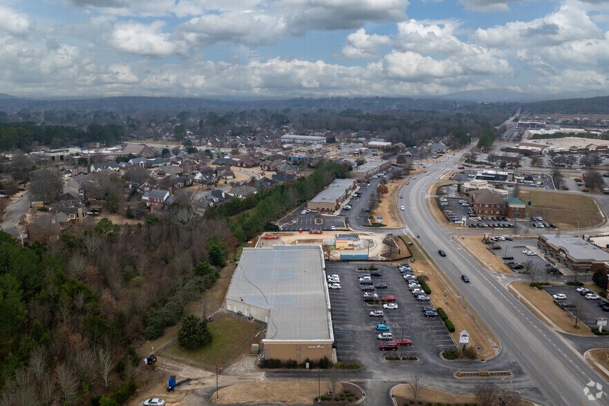 More Photos Of 2124 Cecil Ashburn Dr SE, Huntsville General Retail For Lease