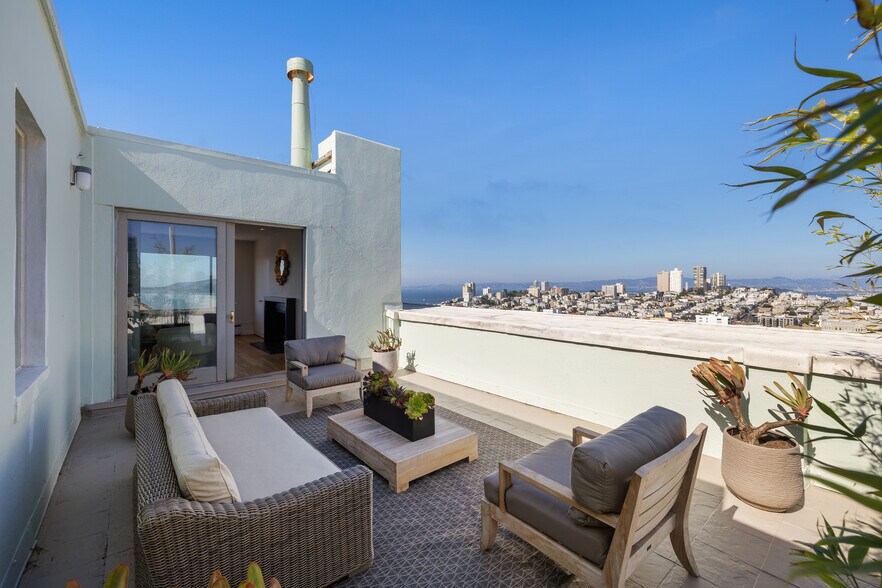 More Photos Of 2100 Jackson St, San Francisco Apartments For Sale