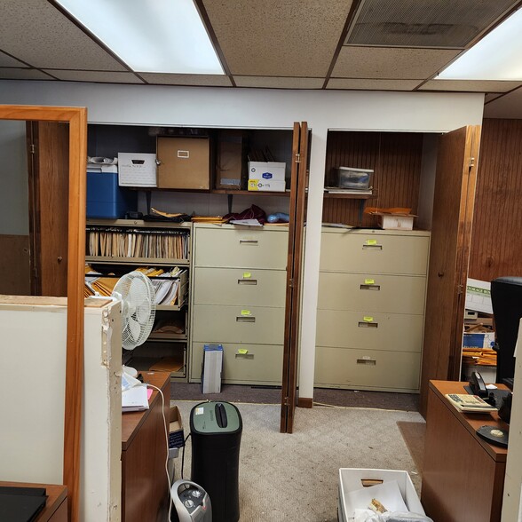 More Photos Of 2671 Sheridan Rd, Zion Apartments For Lease