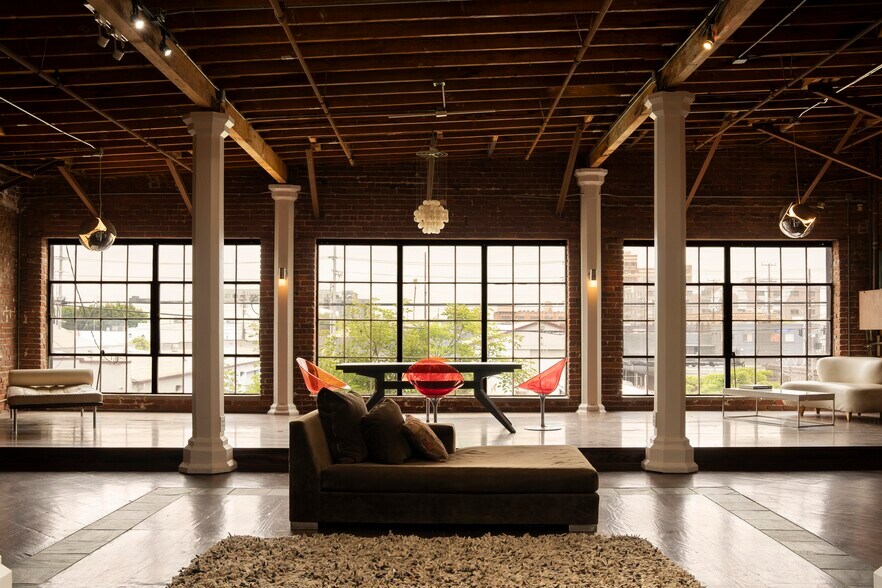 More Photos Of 1317-1323 Willow St, Los Angeles Showroom For Lease