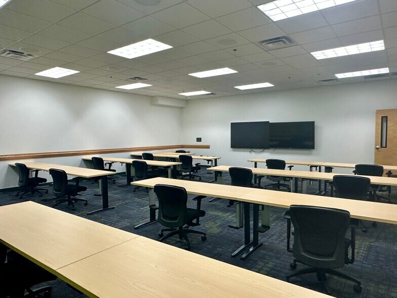 More Photos Of 309 Huffman Mill Rd, Burlington Storefront Retail Office For Lease