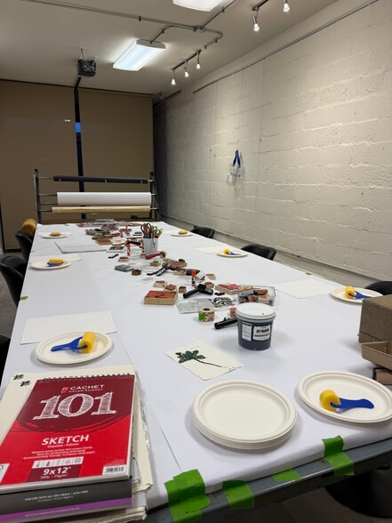 More Photos Of 205 W Galena Blvd, Aurora Storefront Retail Residential For Sale