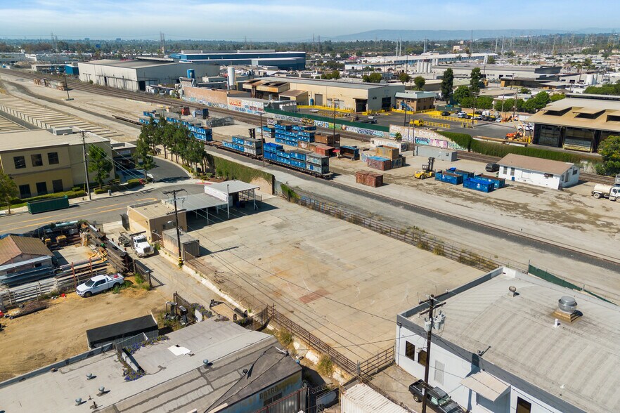 More Photos Of 7757 Jackson St, Paramount Land For Lease