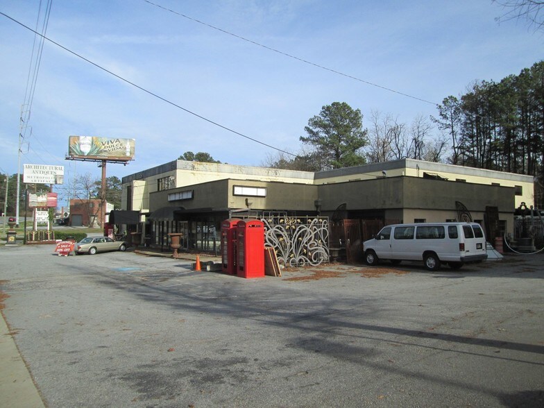 More Photos Of 4783 Peachtree Rd, Atlanta Freestanding For Sale