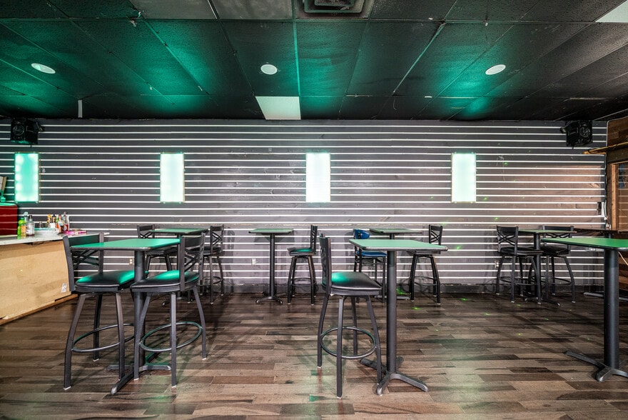 More Photos Of 990 Broadway, Bayonne Restaurant For Sale