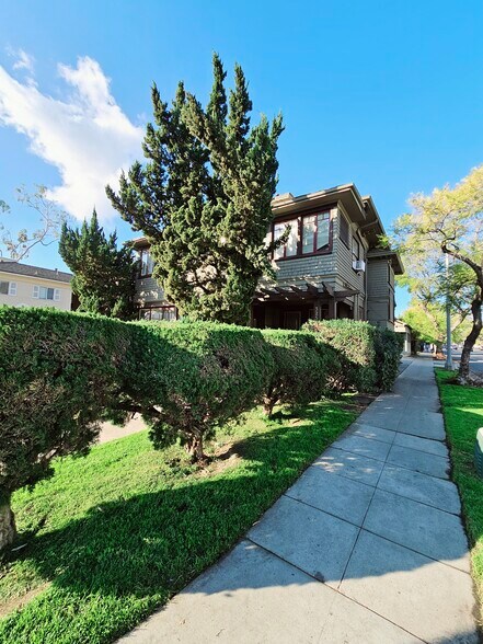 More Photos Of 325 S Los Robles Ave, Pasadena Apartments For Sale