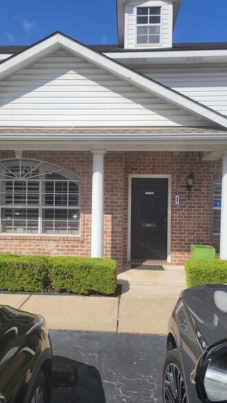 More Photos Of 801 Morton St, Richmond Office For Sale