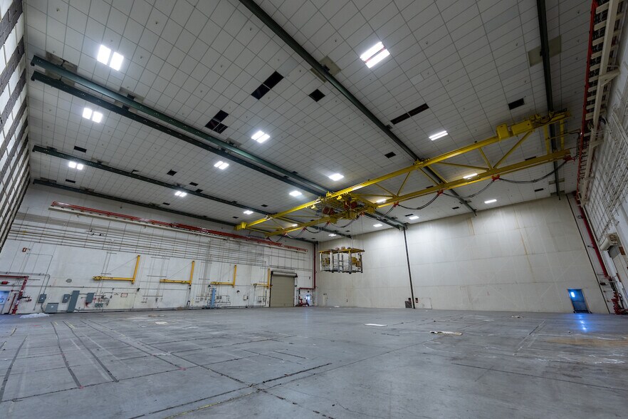 More Photos Of 2301 Monarch St, Alameda Warehouse For Lease