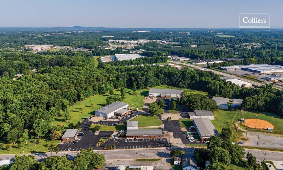 More Photos Of 108 Chellelin Dr, Gaffney Warehouse For Lease