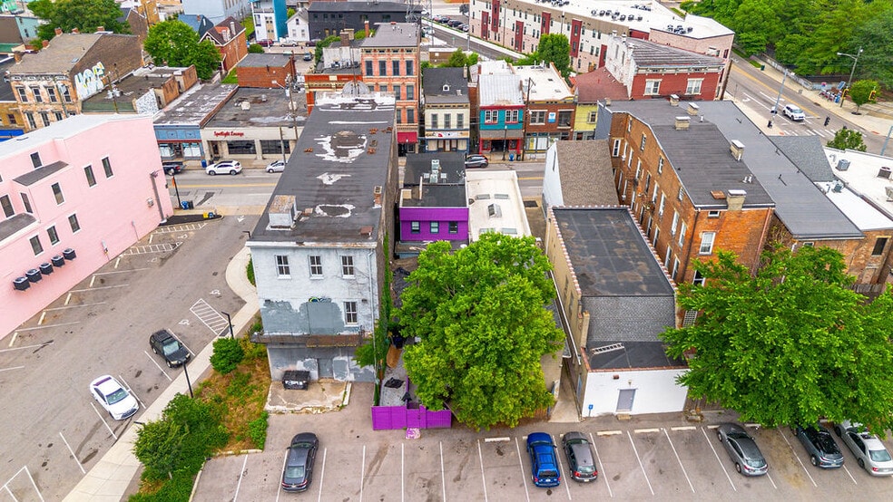 More Photos Of 4034 Hamilton Ave, Cincinnati Storefront Retail Office For Sale