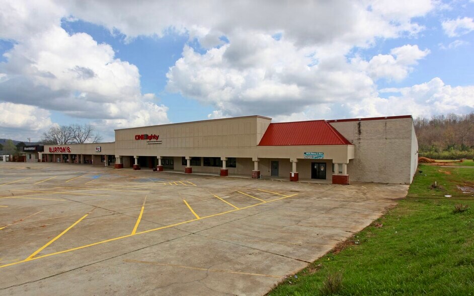 More Photos Of 5766-5790 Us-11 Hwy, Springville Unknown For Lease