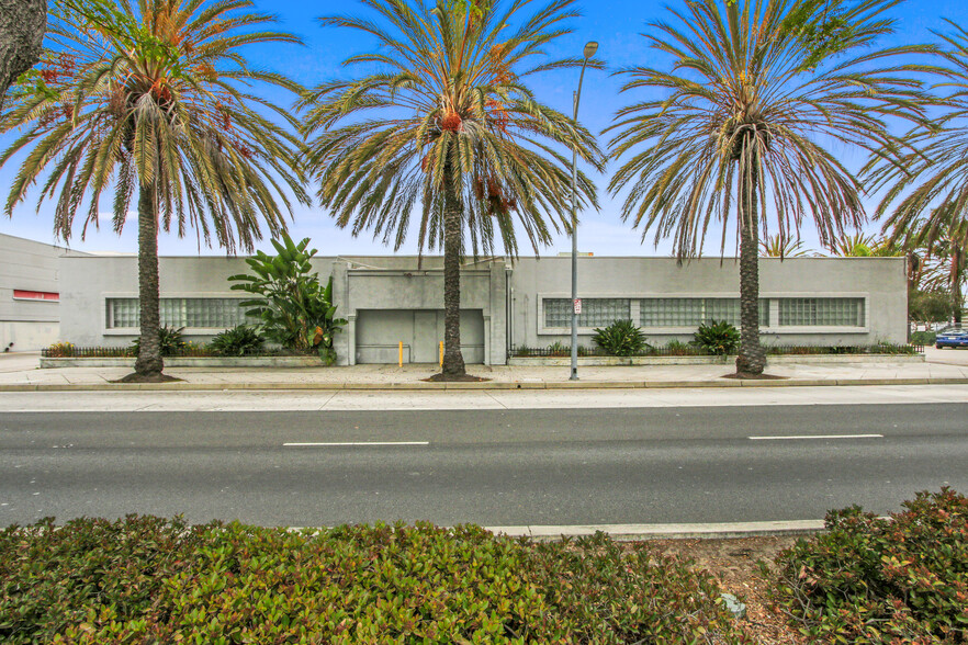 Primary Photo Of 1723 Cloverfield Blvd, Santa Monica Warehouse For Lease