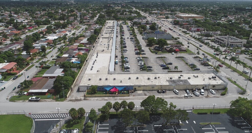 More Photos Of 4705-4773 NW 183rd St, Miami Gardens Unknown For Lease