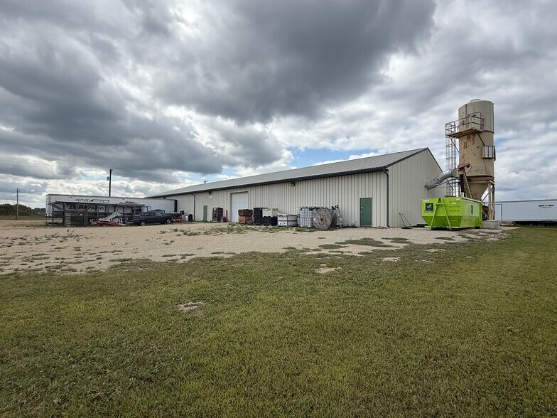 More Photos Of 1975 Spindt Dr, Waupaca Industrial For Sale