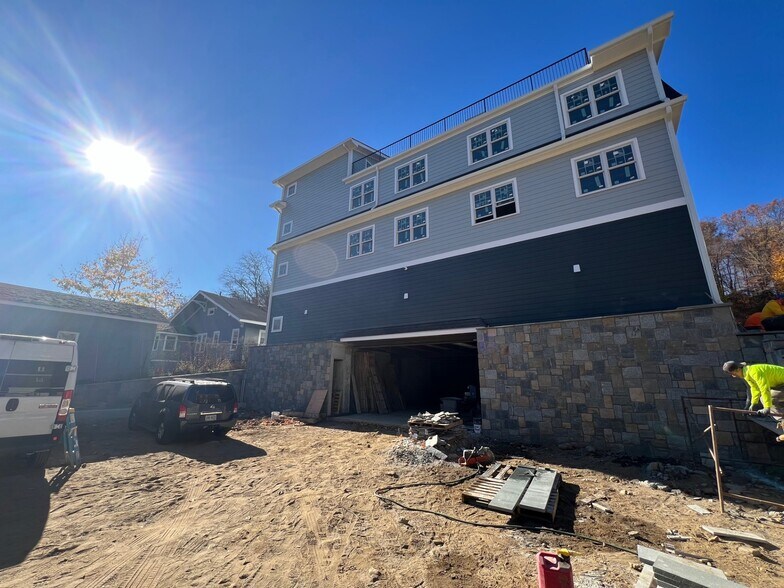 More Photos Of 1123 Pleasantville Rd, Briarcliff Manor Village Storefront Retail Office For Lease