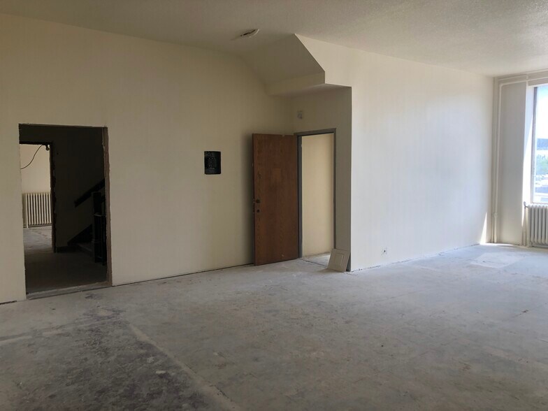 More Photos Of 1549 University Ave W, Saint Paul Office For Lease