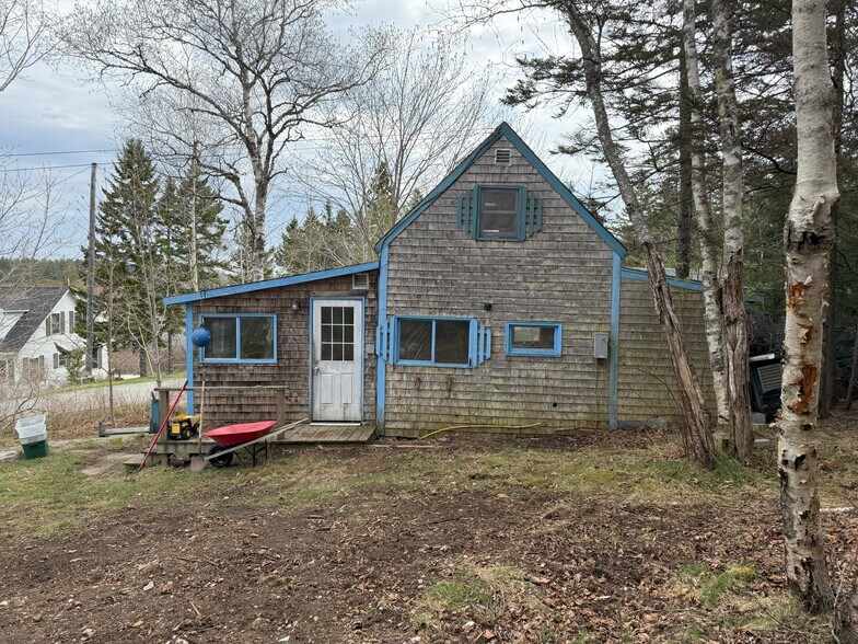 More Photos Of 36 Green Head Rd, Stonington Apartments For Sale