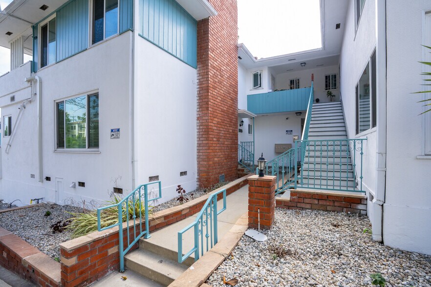 More Photos Of 1301 S Beverly Glen Blvd, Los Angeles Apartments For Sale