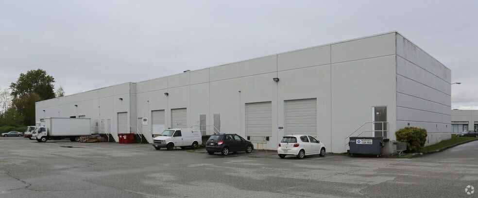 More Photos Of 11120 Bridgeport Rd, Richmond Warehouse For Lease