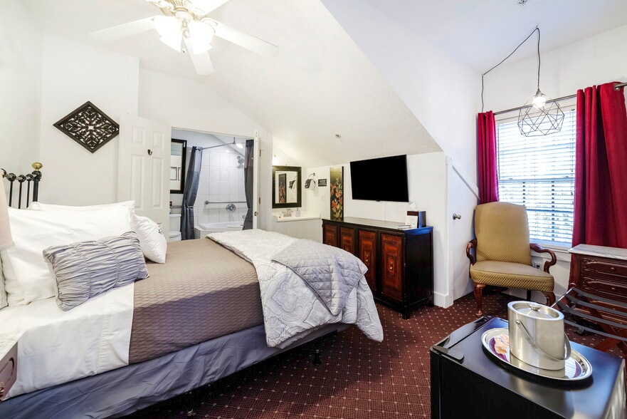 More Photos Of 29 Cuna St, Saint Augustine Hospitality For Sale