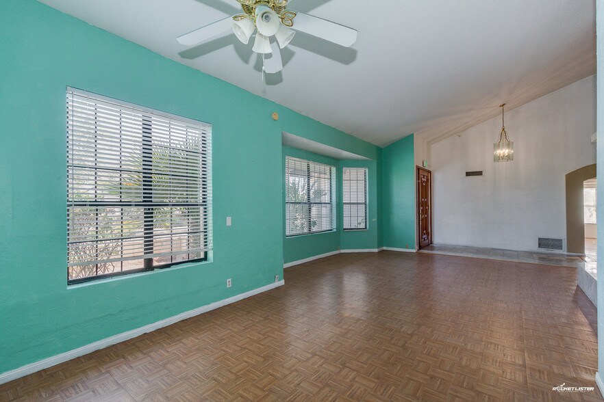 More Photos Of 14414 N 29th St, Phoenix Assisted Living For Lease