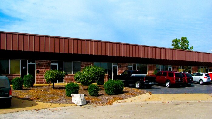 Primary Photo Of 731-759 Merus Ct, Fenton Warehouse For Lease