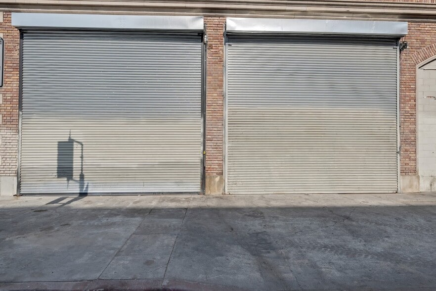 More Photos Of 707 E 7th St, Los Angeles Manufacturing For Lease