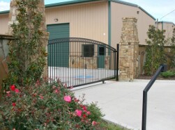 More Photos Of 122 Rose Ln, Frisco Showroom For Lease
