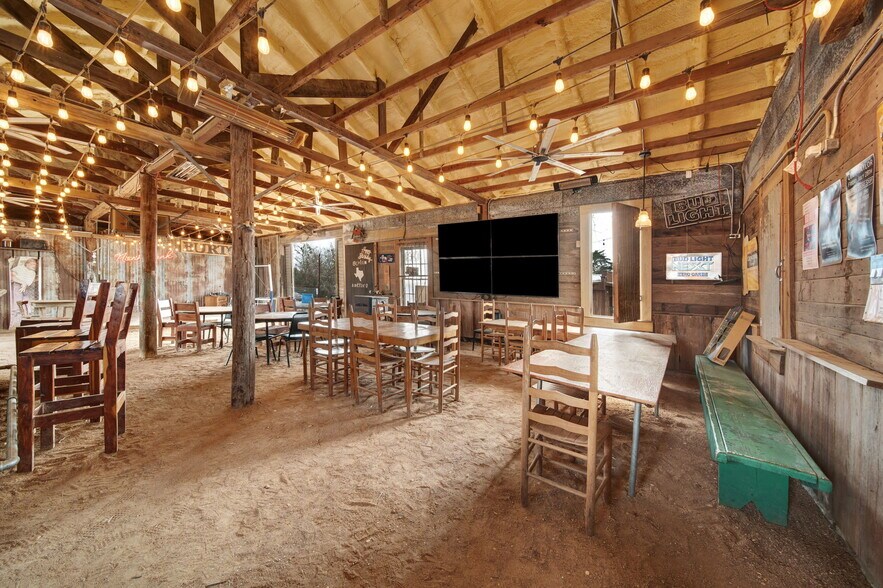 More Photos Of 12390 Farm to Market 390 W Rd, Burton Freestanding For Sale
