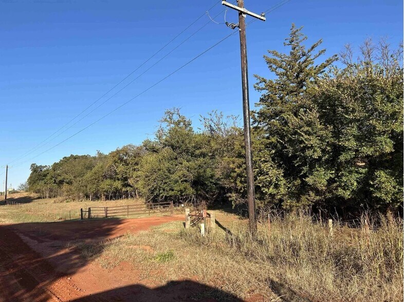 Primary Photo Of 20463 W 750th Road Rd, Crescent Land For Sale